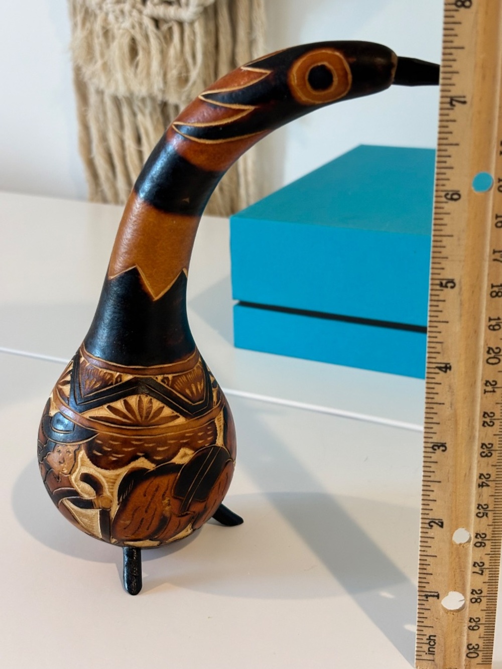 Vintage Peruvian gourd bird hand carved & painted traditional folk art 8" tall - Picture 7 of 8